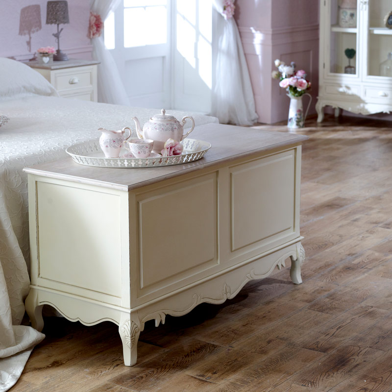 cream country blanket box storage shabby chic distressed cream country blanket box storage shabby chic distressed