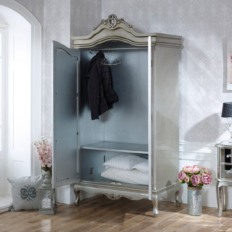 Bedroom Furniture Set Mirrored Double Wardrobe Chest Of Drawers And Pair Of Bedside Chests Tiffany Range Bedroom Furniture Set Mirrored Double Wardrobe Chest Of Drawers And Pair Of Bedside Chests Tiffany Range