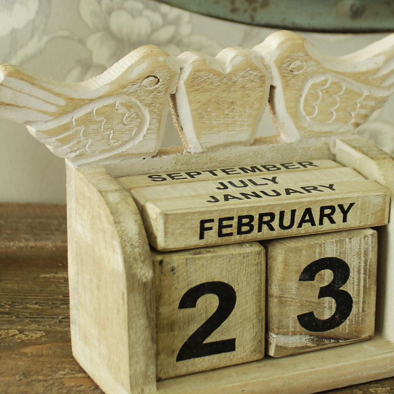 Cream Wooden Bird Block Calendar