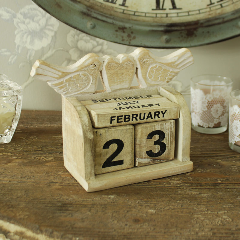 Cream Wooden Bird Block Calendar