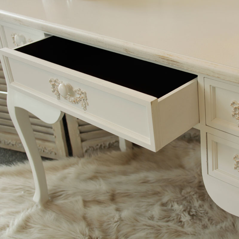 ' Pays Blanc ' Large 5 drawer antique white dressing table / writing desk distressed computer