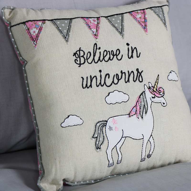 Pretty Little Cushion 'Believe in Unicorns'