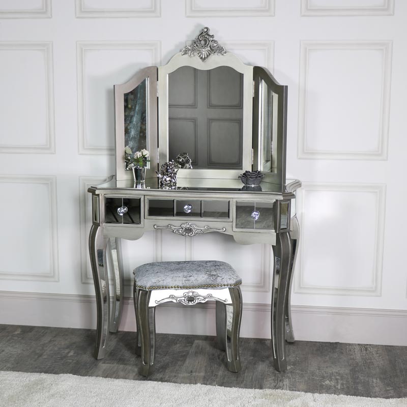 Silver Mirrored Bedroom Furniture, Mirrored Vanity Furniture
