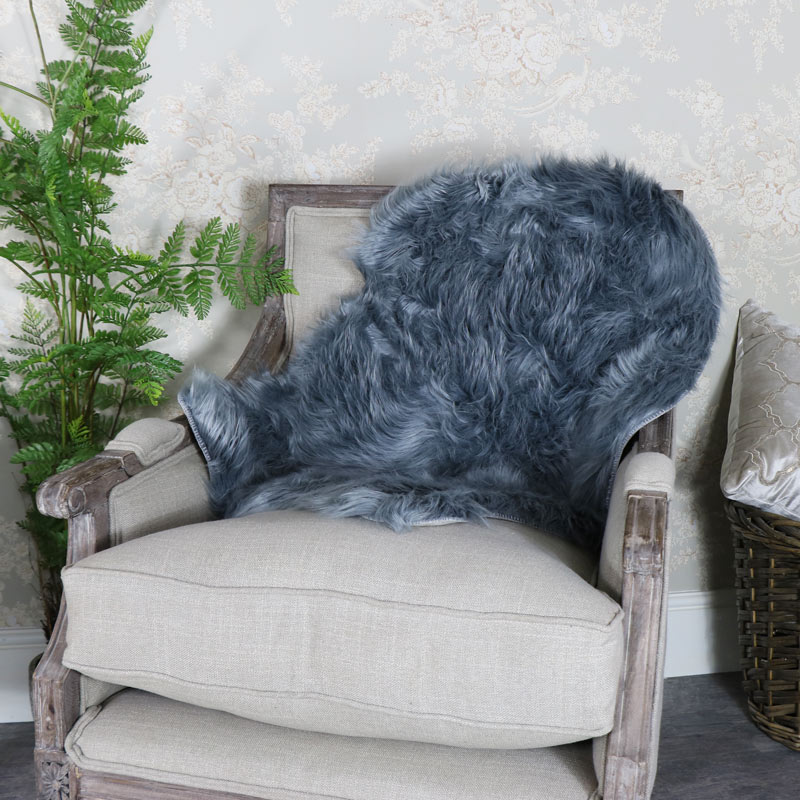 Single Pelt Grey Faux Fur Rug 90cm x 60cm