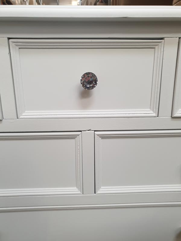 Six Drawer Chest - Elise White Range DAMAGE SECOND 2034