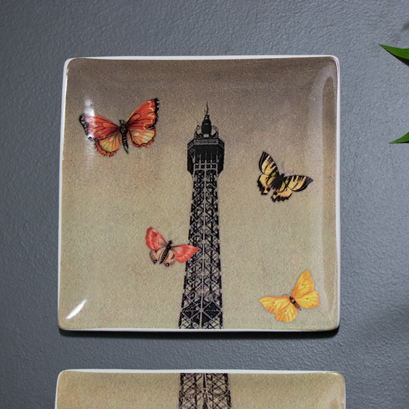 Wall Mounted Eiffel Tower Plate Set