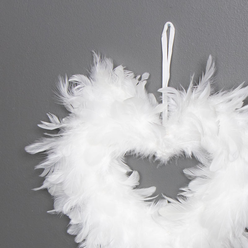 White Feather Wall Hanging Decoration