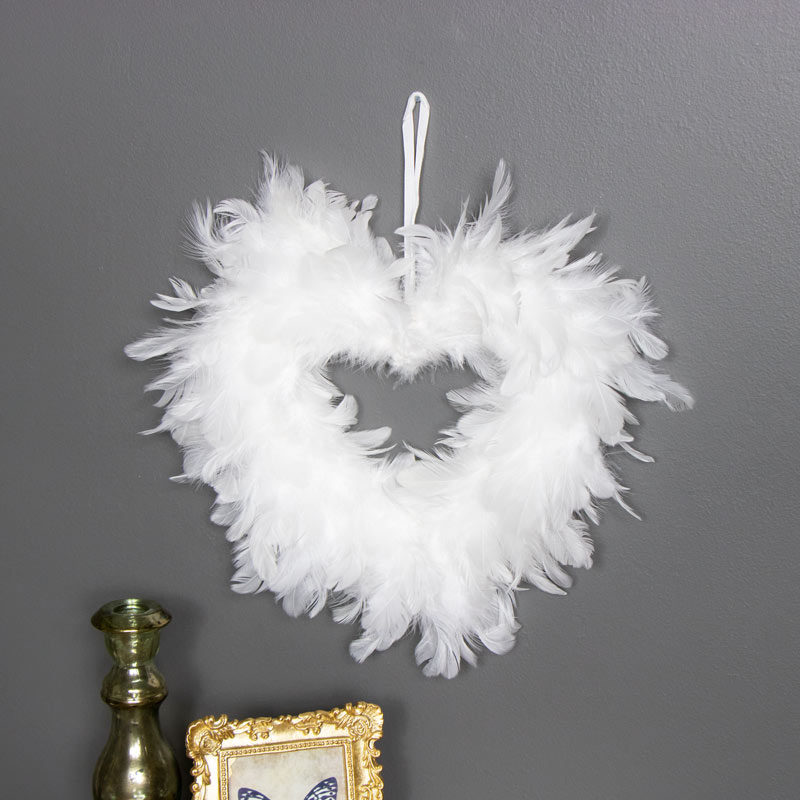 White Feather Wall Hanging Decoration