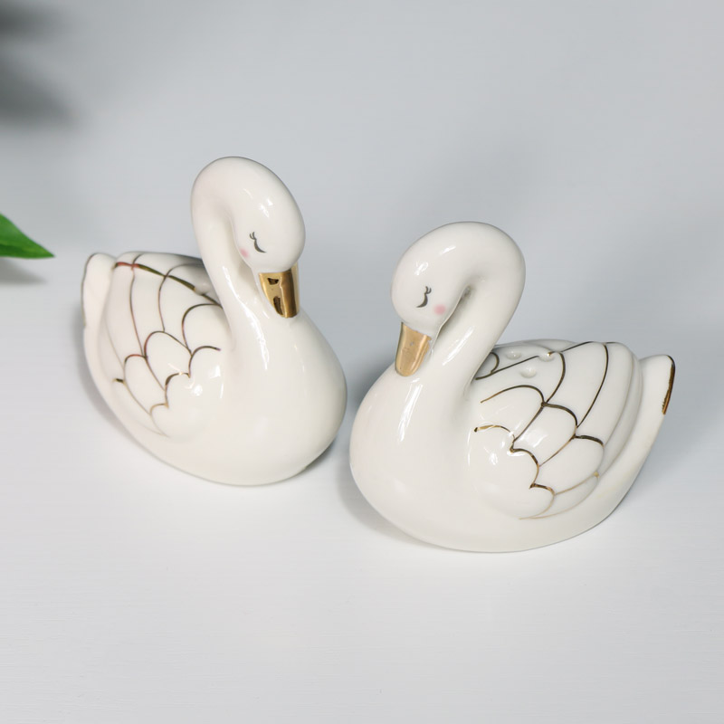 White Swan Salt & Pepper Shaker set