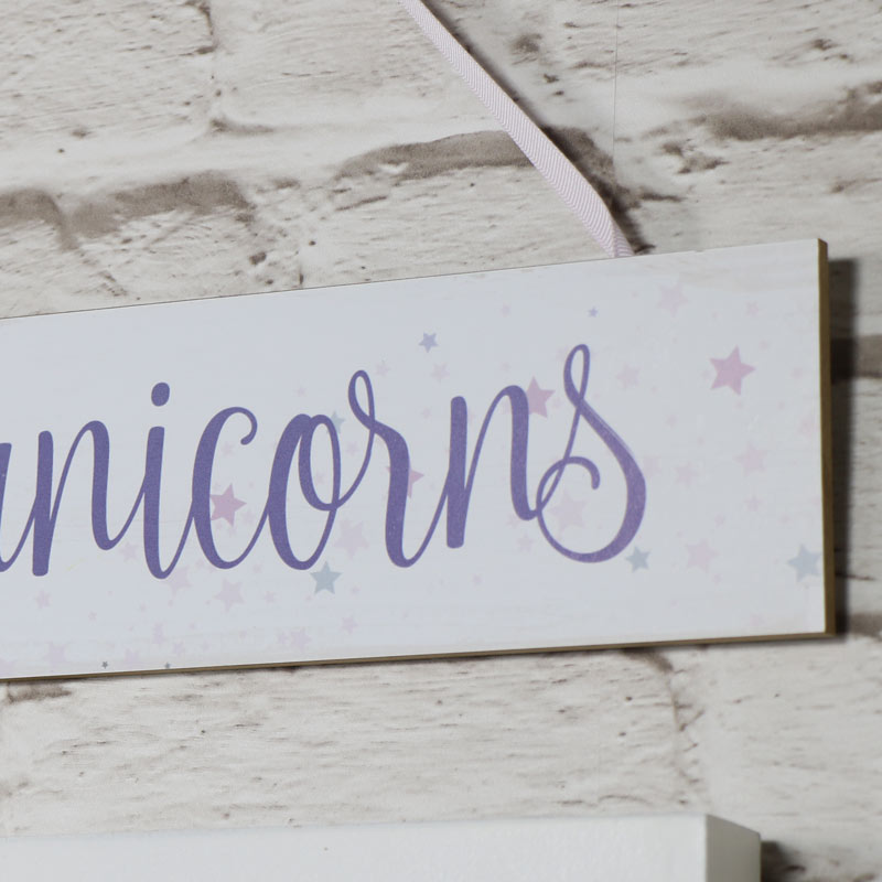 Wooden Wall Plaque 'Dream of Unicorns'