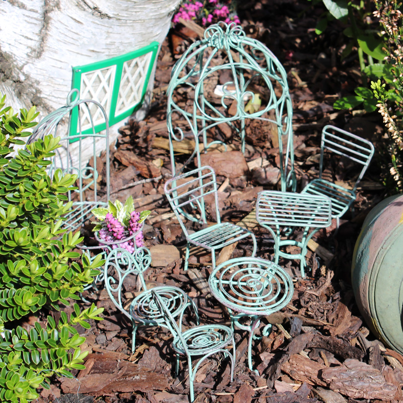 Green Metal  Fairy house Mini Garden Set