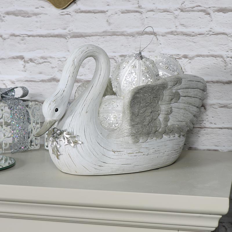 Large Cream Christmas Swan Bowl