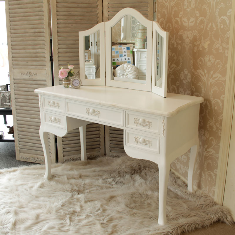 girls white wooden dressing table