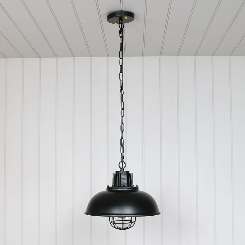 Retro Industrial Style Black Metal Caged Ceiling Pendant Light