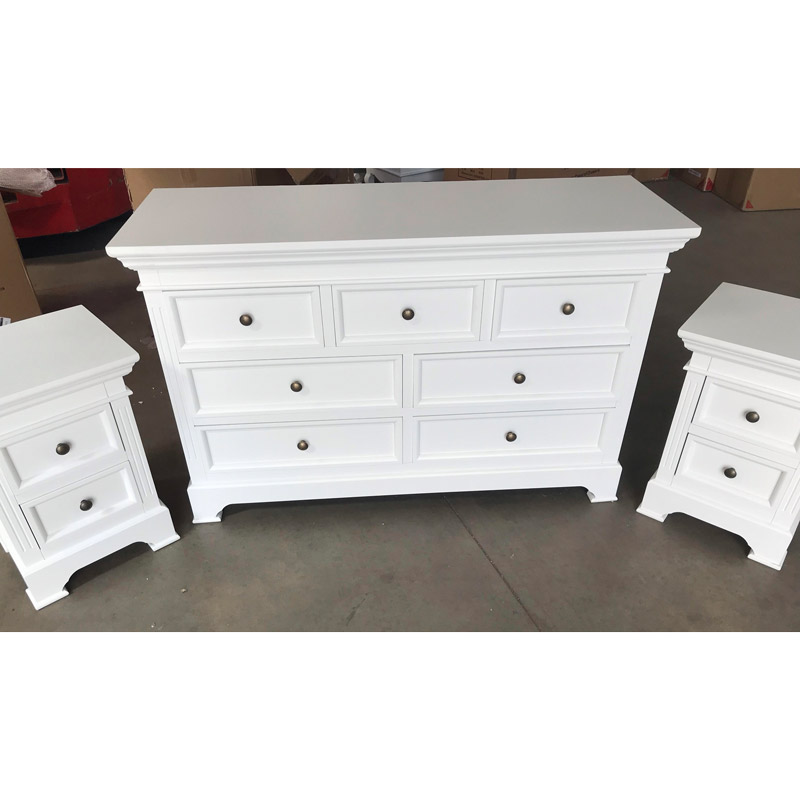 White Bedroom Furniture, Chest of Drawers & Pair of Bedside Tables - Daventry White Range DAMAGED SECOND 3002