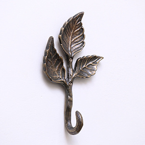 Antique Brass Leaf Detail Textured Wall Hook
