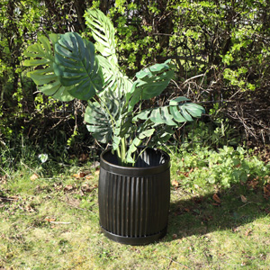 Medium Round Distressed Black Planter