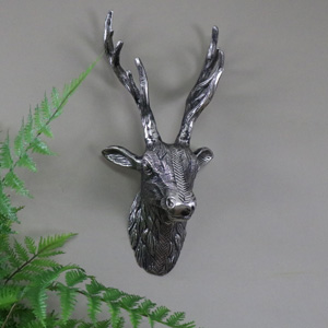 Silver Metal Wall Mounted Stag\'s Head