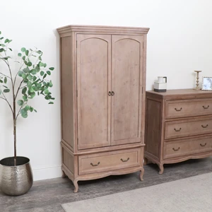 Wardrobe 